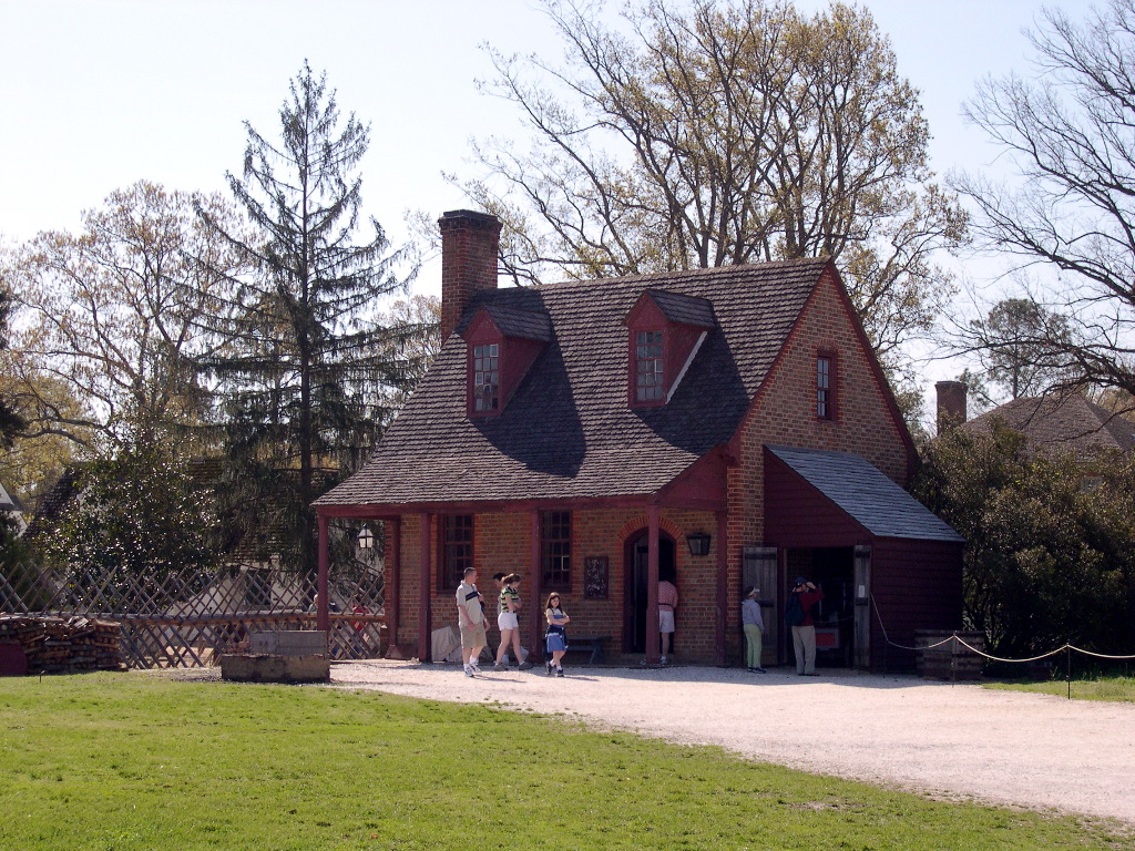 Williamsburg - Outbuilding Behind the Magazine