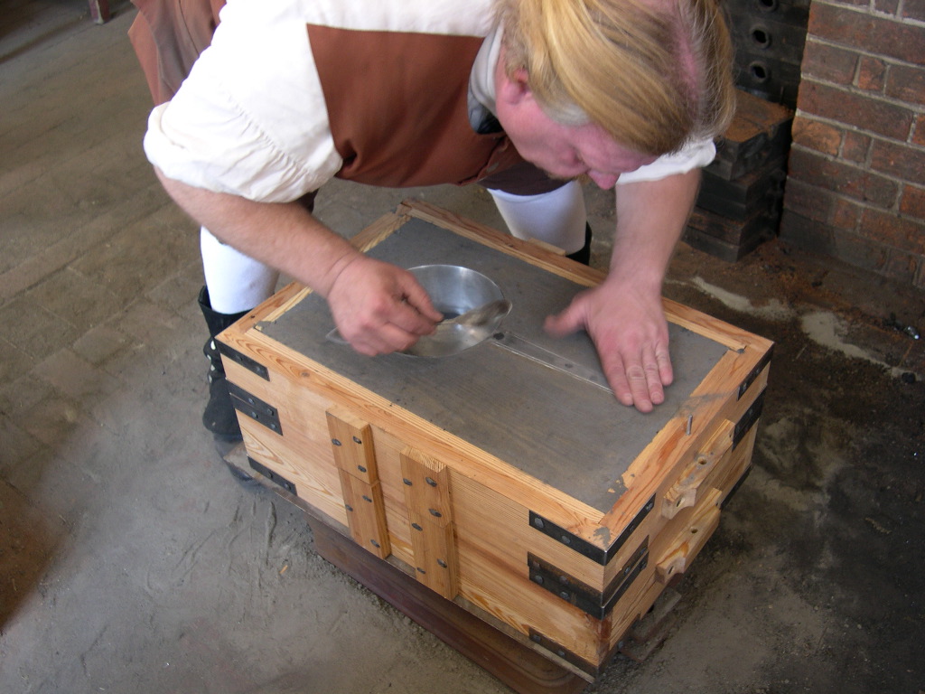 Williamsburg - Making a Mold at the Foundry